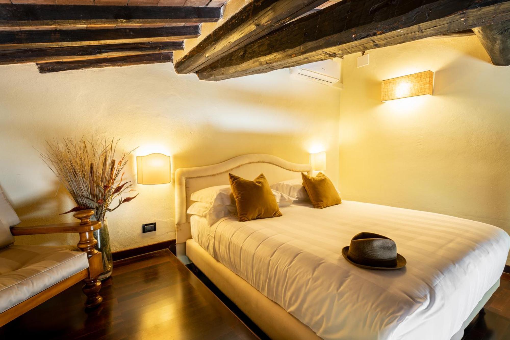 Borgo San Luigi Monteriggioni